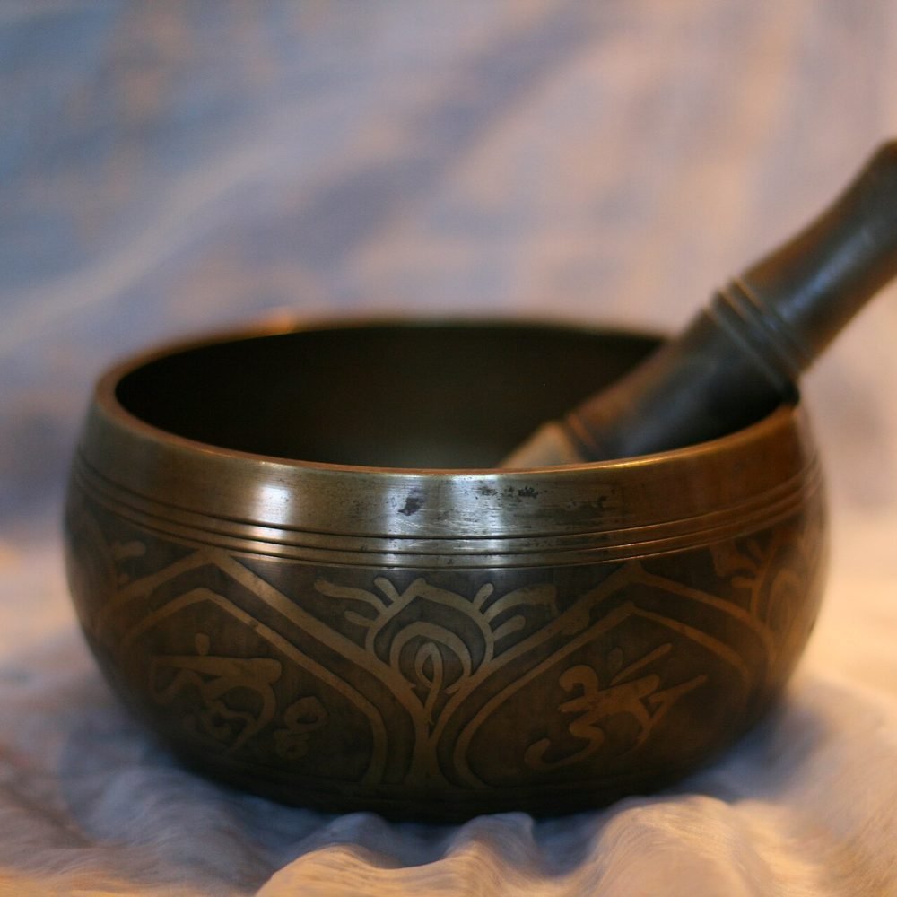 Antique-Finish Thadobati Bowl